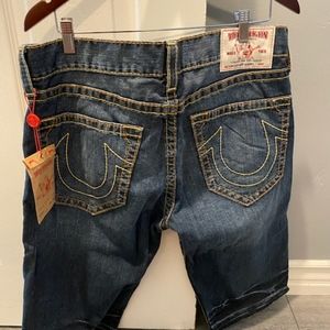 TRUE RELIGION MEN SHORTS